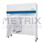 Gabinete ESCO EGSC con filtración ULPA para almacenar prendas de cuarto limpio